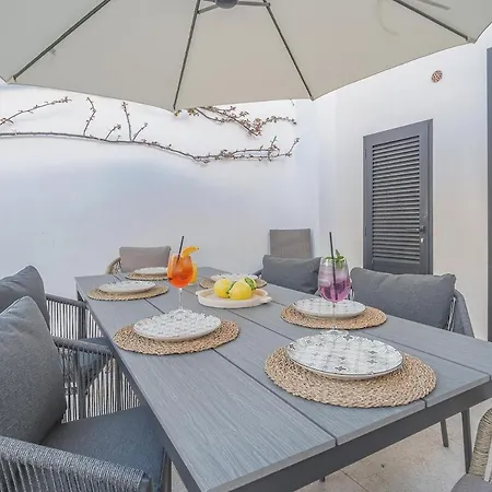 度假居 Stadthaus Mit Garten Und Dachterrasse -casa Villanova *